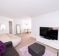 Central March 2 bed Walk everywhere - Grafton Accommodation