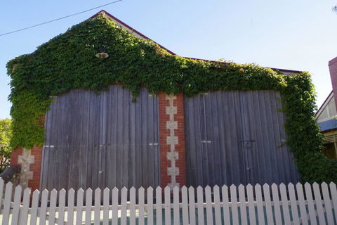 Charlottes Cottage - Grafton Accommodation 3