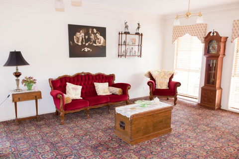 Charming Brisbane Acreage Pool - Grafton Accommodation 3