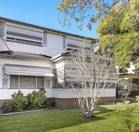 Charming Home in Sydney - Grafton Accommodation