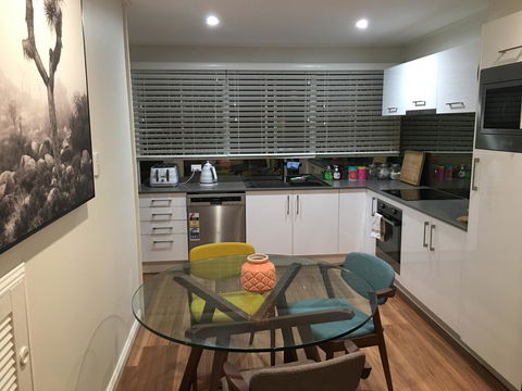 Chevron Luxury Pad - Grafton Accommodation 2