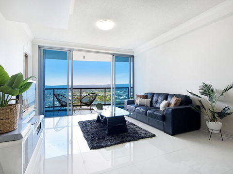 Chevron Renaissance 2 Bedroom Apartment - Grafton Accommodation 0