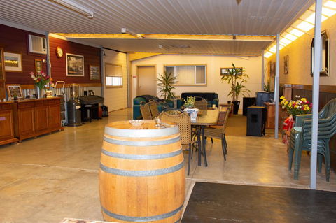 Chrissie's Dongara - Grafton Accommodation 0