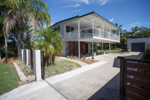 City Beach Holiday House - Grafton Accommodation 0