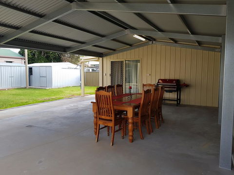 City Holiday Home Mildura - Grafton Accommodation 1