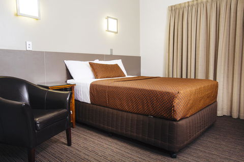 City Oasis Inn - Grafton Accommodation 3
