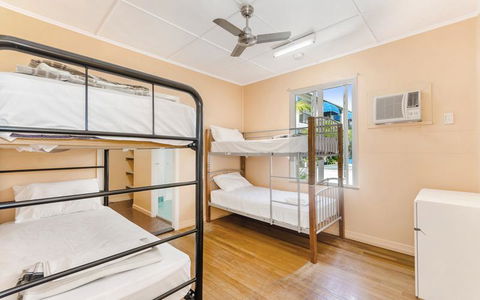 Civic Guesthouse - Grafton Accommodation 2