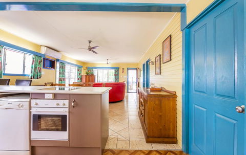 Clifton Beach House - Grafton Accommodation 2