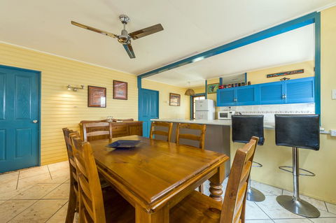 Clifton Beach House - Grafton Accommodation 0