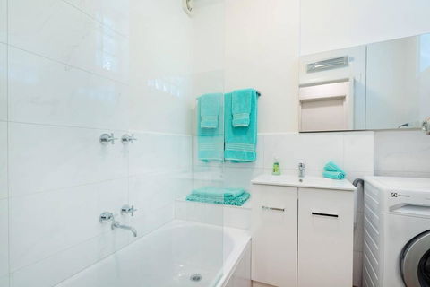 Close St Kilda Commercial Hub And Melbourne Centre - Grafton Accommodation 3