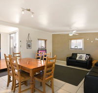 Close to Water Restaurants and Clubs Toorbul St Bongaree