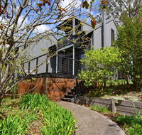 Cloudsong Chalet 2 - Close to the village centre - Grafton Accommodation