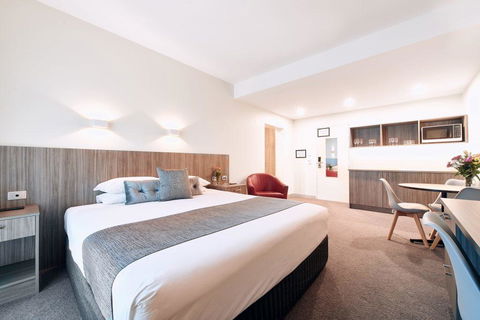 Club Laverton - Grafton Accommodation 1