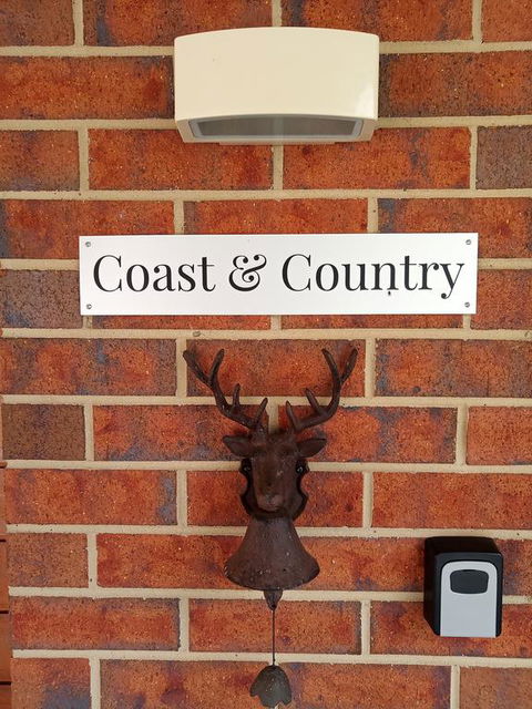 Coast & Country - Grafton Accommodation 3
