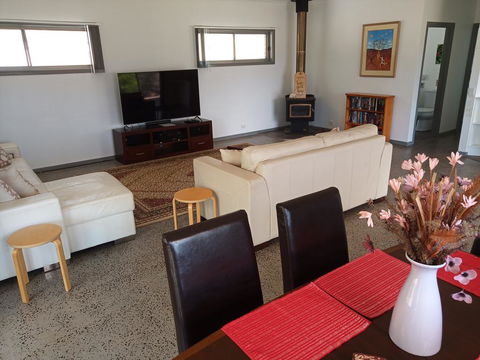Coast & Country - Grafton Accommodation 2