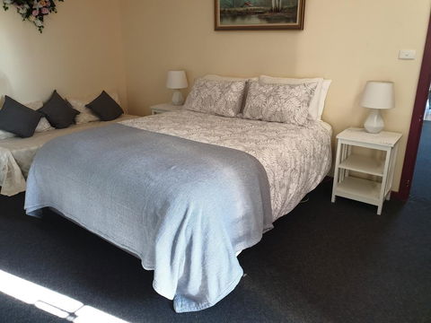 Cobden Crest Cottages - Grafton Accommodation 1