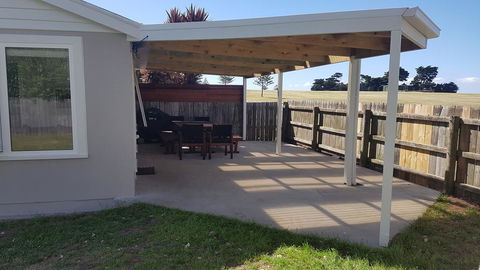 Cockle Shell - Grafton Accommodation 1
