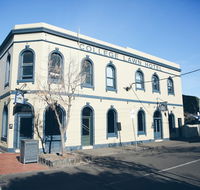 College Lawn Hotel - Grafton Accommodation