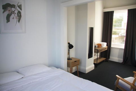 College Lawn Hotel - Grafton Accommodation 2