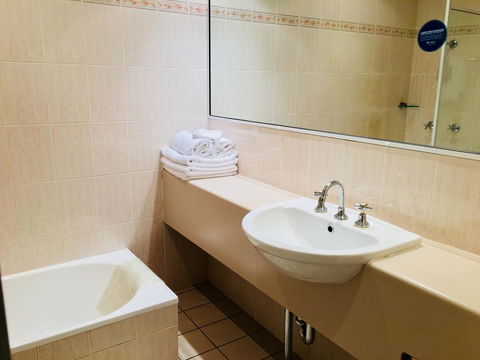 Comfort Inn Bushman's - Grafton Accommodation 1