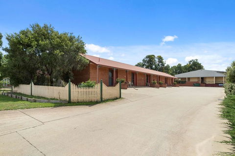 Comfort Inn Sovereign Gundagai - Grafton Accommodation 1