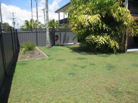 Comfy And Cosy Ground Floor Unit - Grafton Accommodation 2