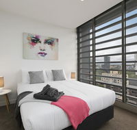 Complete Host Monarc Apartments - Grafton Accommodation
