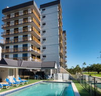 Coral Towers Holiday Suites - Grafton Accommodation