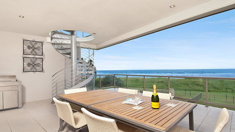 Costa Del Sol - WiFi And Austar - Grafton Accommodation 1