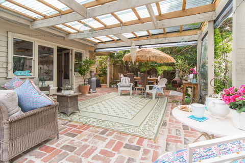 Cote D'Azur - Grafton Accommodation 0