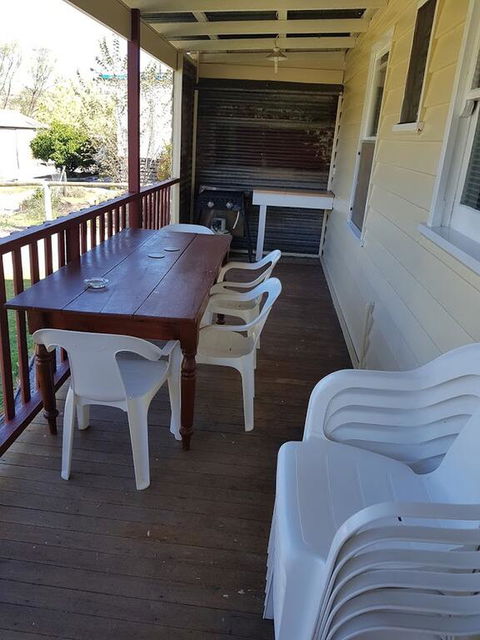 Cottage On Main - Grafton Accommodation 3