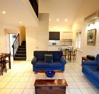 Country Apartments - Grafton Accommodation