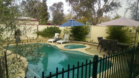 Courtsidecottage Bed And Breakfast - Grafton Accommodation 1