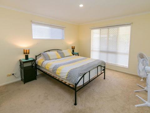 Cozy Family Holiday House - Grafton Accommodation 1
