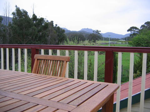 Crabtree House - Grafton Accommodation 1