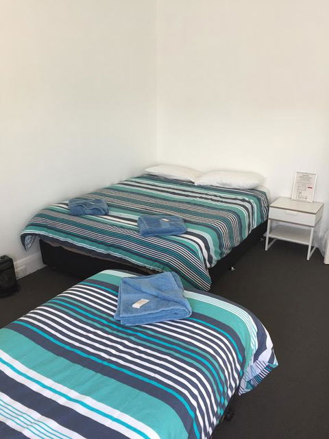 Crown Inn Hotel - Grafton Accommodation 0