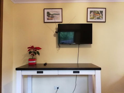 Croydon Station - A Tranquil Retreat - Grafton Accommodation 3