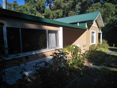 Crystal Springs Holiday Accommodation - Grafton Accommodation 1