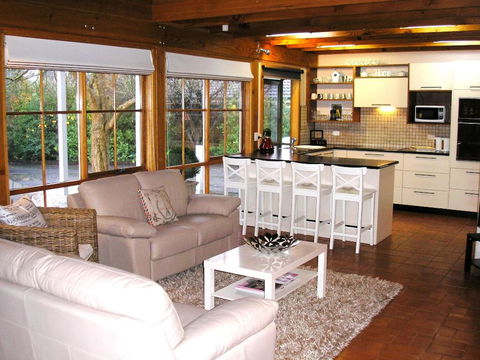 Cumquat Cottage - Grafton Accommodation 2