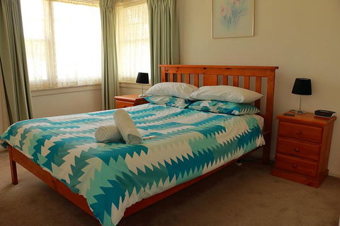 Curnows - Grafton Accommodation 1