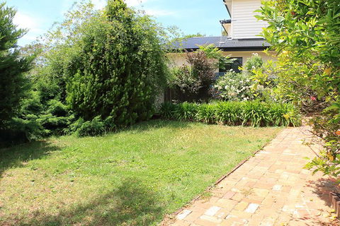 Curnows - Grafton Accommodation 0