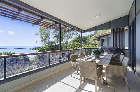 Currumbin Beachside Holiday Home - Grafton Accommodation 0