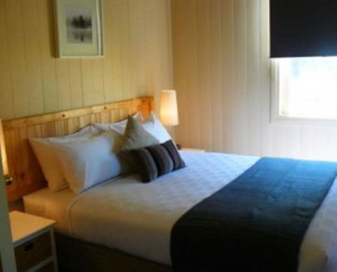 Cypress Ridge Cottages - Grafton Accommodation 0