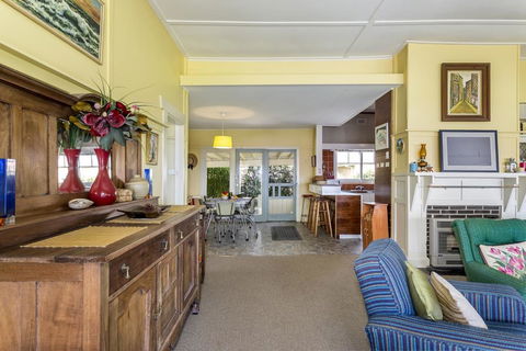 Dalmuir Homestead - Walk To Dromana Beach - Grafton Accommodation 0