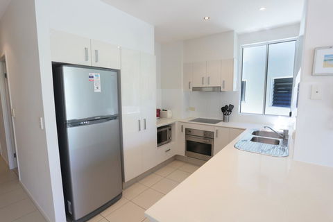 Delightful Family Apartment In Modern Complex - Grafton Accommodation 3