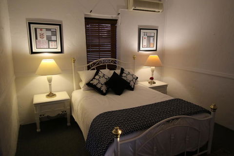 Dempster Cottage - Grafton Accommodation 2