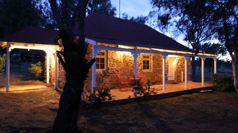Dempster Cottage - Grafton Accommodation 0