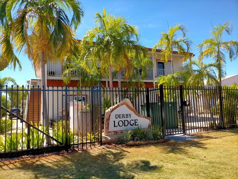 Derby Lodge Self Contained Apartments - Grafton Accommodation 1