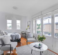 Designer styled studio in the heart of trendy Glebe - Grafton Accommodation