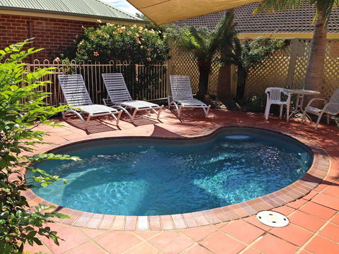 Dolphin Shores - Grafton Accommodation 0